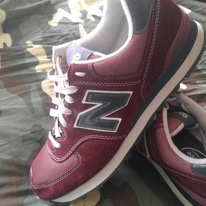 New Balance mens shoe burgundy 9.5